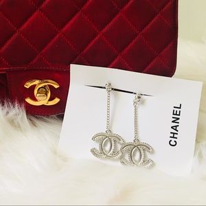 chanel vip gift earrings